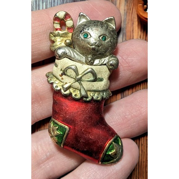 Vintage Danecraft Cat In Stocking Brooch - Picture 11 of 12